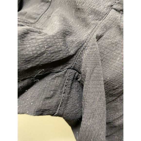 Athleta Womens Black Athletic 8.5 Inseam Shorts With Pockets  Stretch Size 10 - Picture 5 of 8